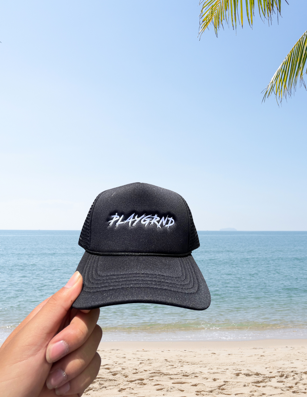 Text logo Trucker hat blk